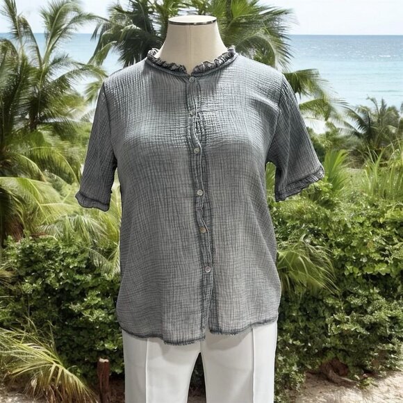 Cobblestone Living Women's Gray Button-Down Ruffle Trim Shirt Size M Long Sleeve - Picture 1 of 10